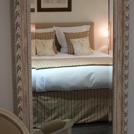Pand 17 - Charming Bed and breakfast Brujas