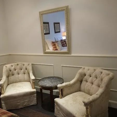 Pand 17 - Charming Bed and breakfast 3*